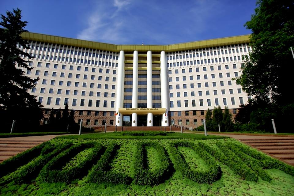 La Parlament au avut loc consultări publice pentru modificarea Legii privind dreptul de autor și drepturile conexe